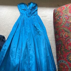Beautiful vintage gown